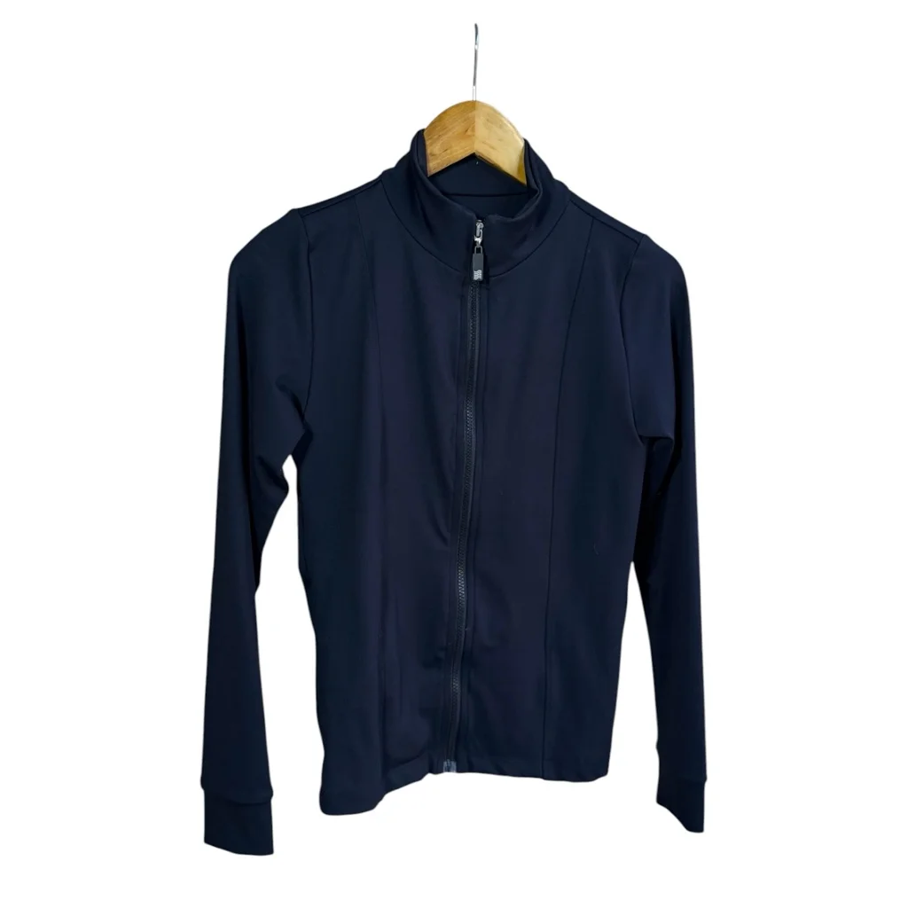 Campera deportiva azul marino