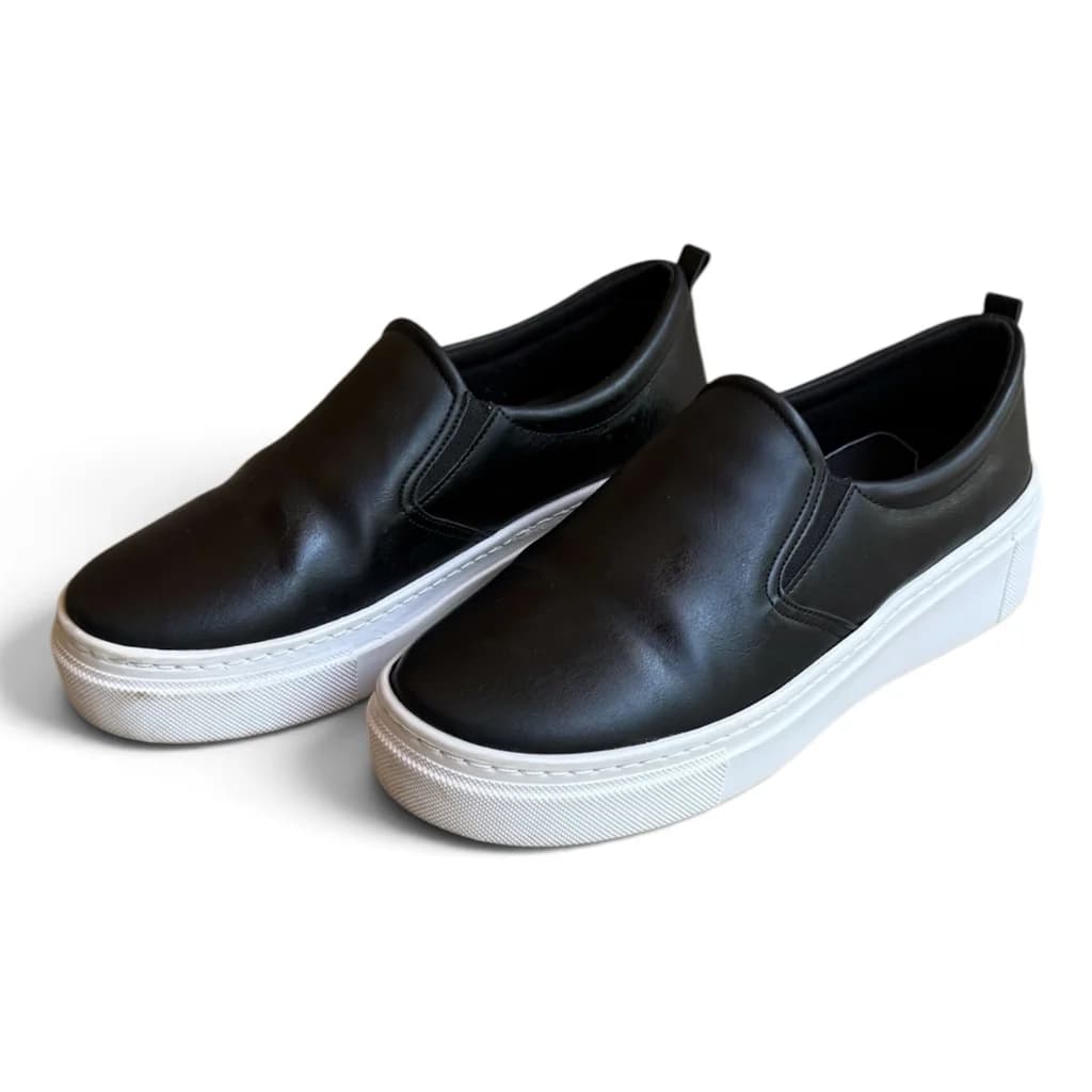 Mocasin Negro De Cuero con Plataforma