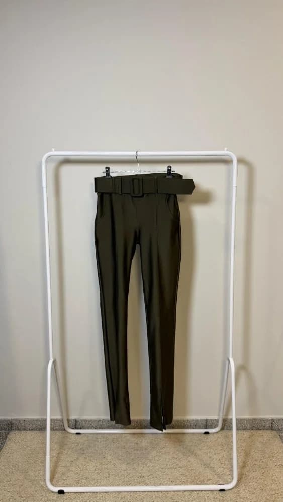 Pantalon Verde Militar Elastizado con cinto