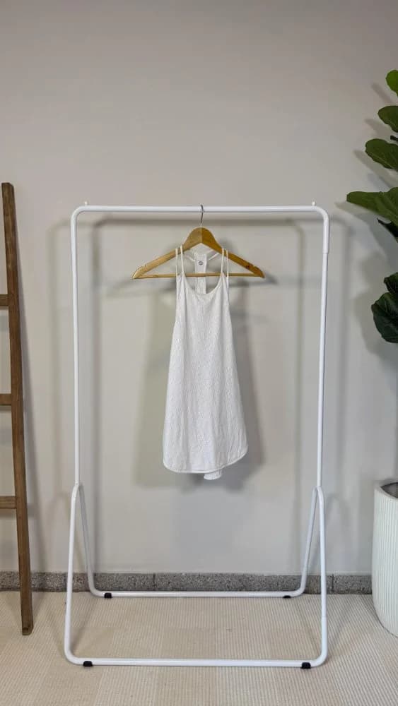 Camisilla blanca efecto mesh