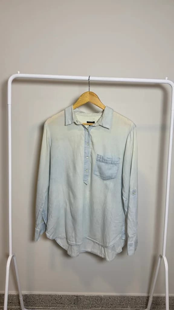 Camisa celeste mangas largas degrade