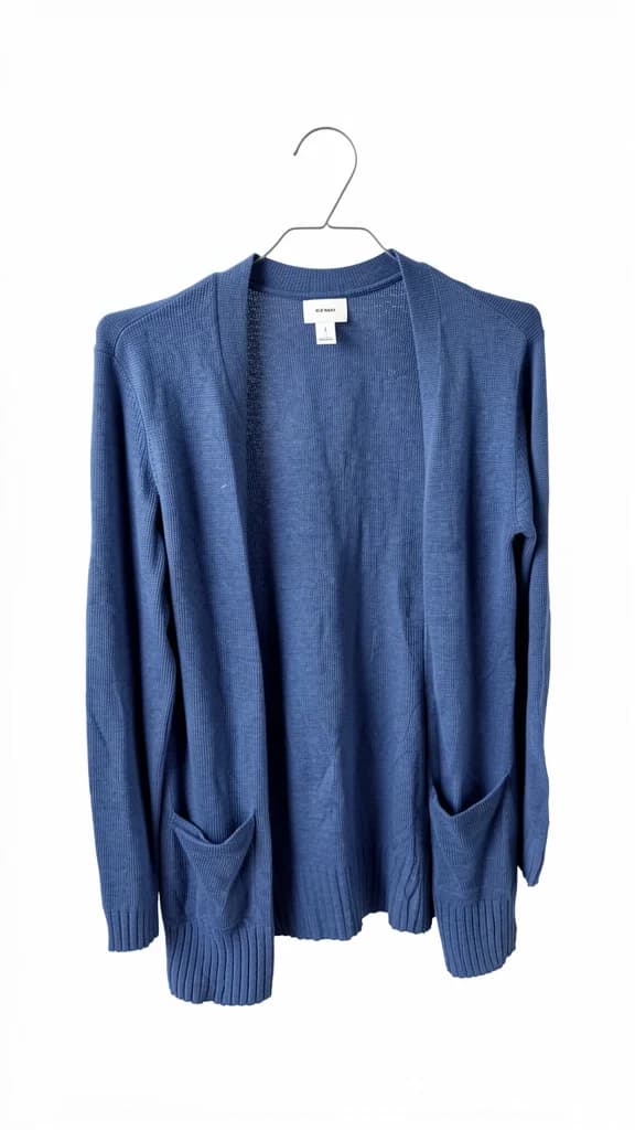 Cardigan azul con bolsillo