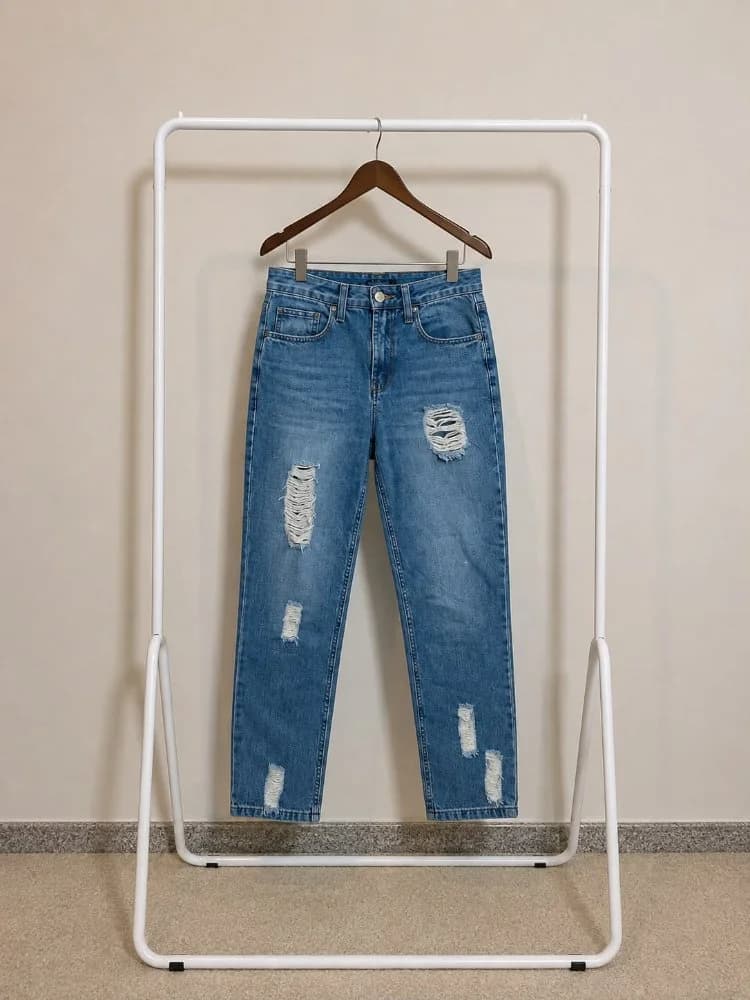 Jean mom fit