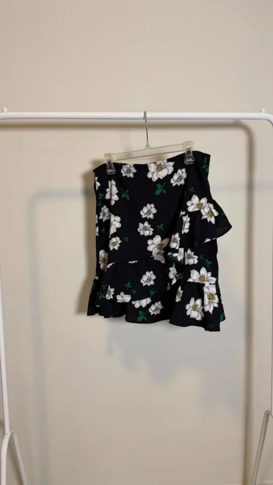 Pollera con volados
