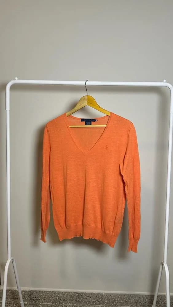 Sweater naranja