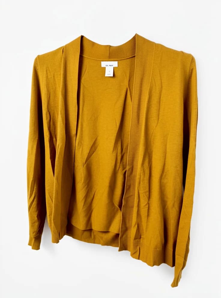 Cardigan mostaza