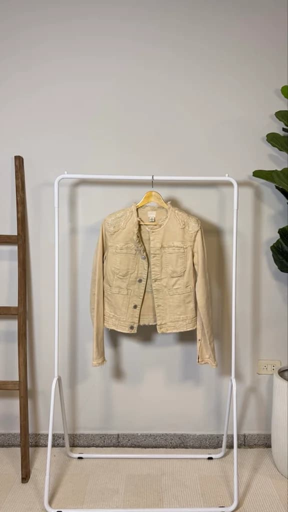 Campera Jean Beige Bordada