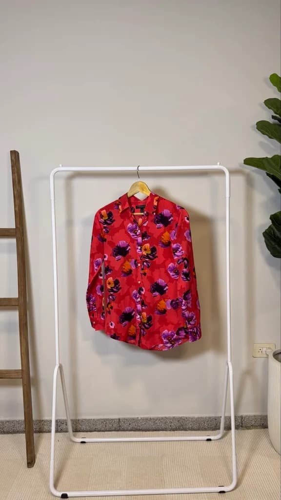 Camisa Roja Floreada mangas largas