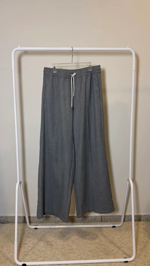 Pantalón gris