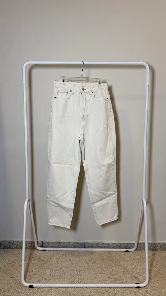 Jean blanco mom fit