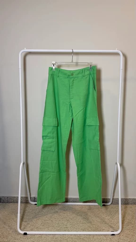 Pantalon cargo verde manzana