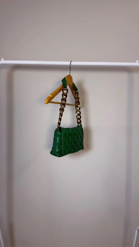 Cartera Cuadriculada Verde de Cuero
