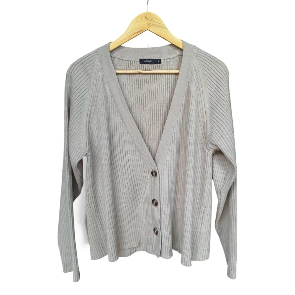 Cardigan Beige con Botones
