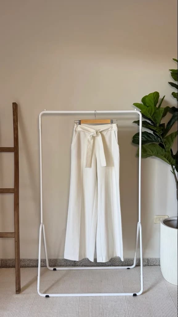 Pantalon Sastrero con cinto blanco