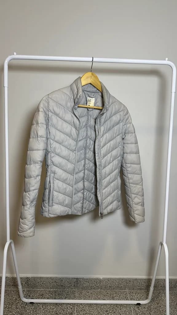 Campera puffer Gris