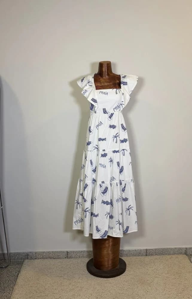 Vestido maxi blanco estampa azul