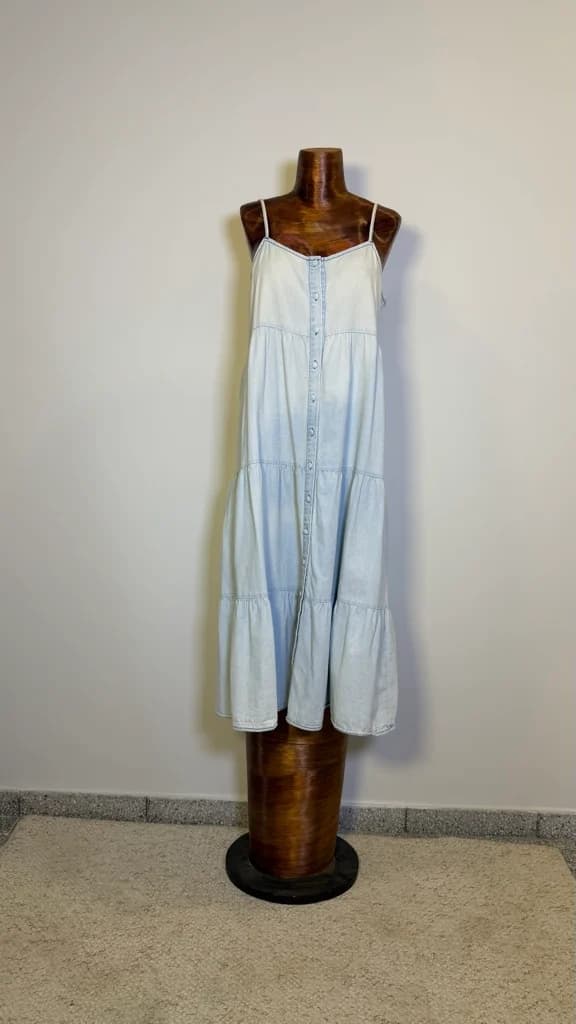 Vestido simil denim midi