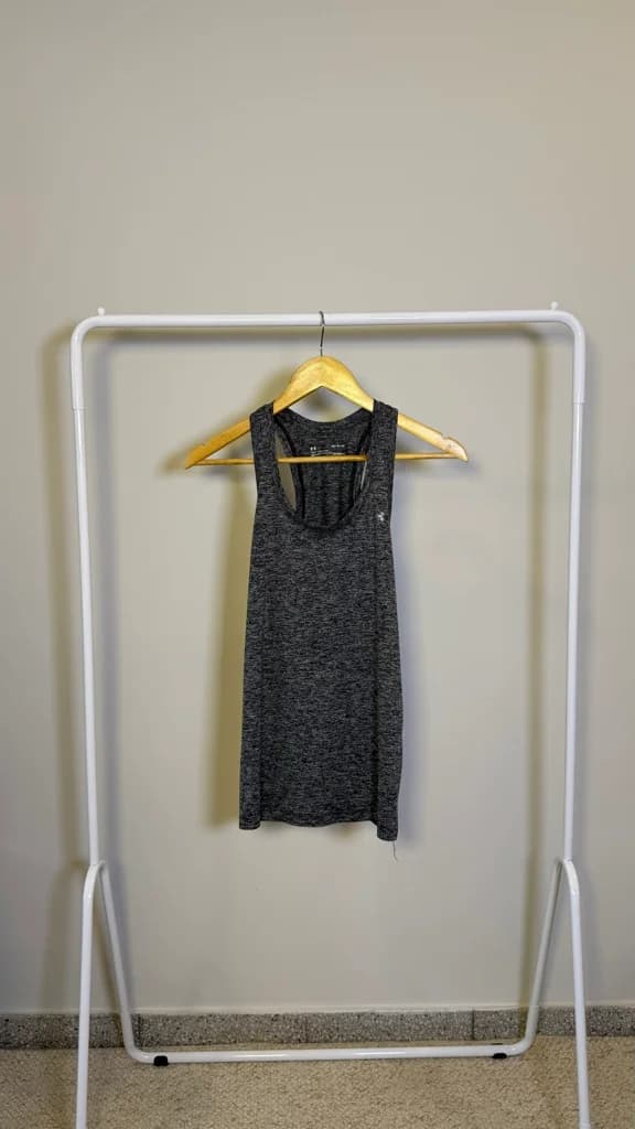 Camisilla gris