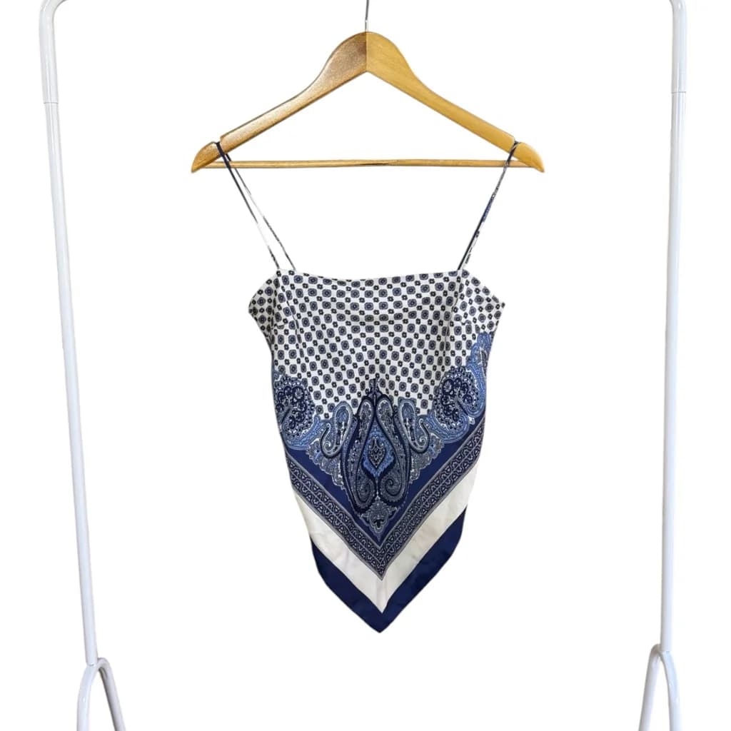 Blusa Triangular tipo pañoleta