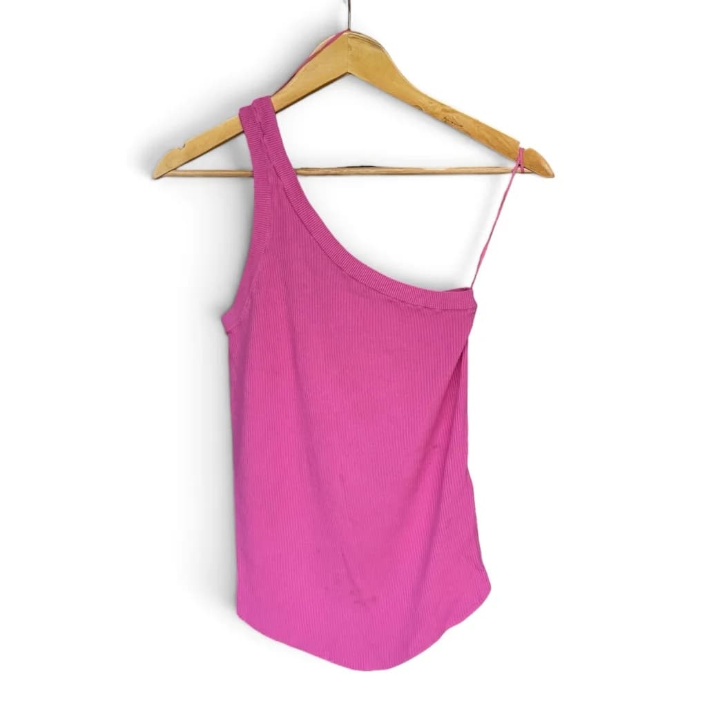 Blusita Fucsia Un Solo Hombro
