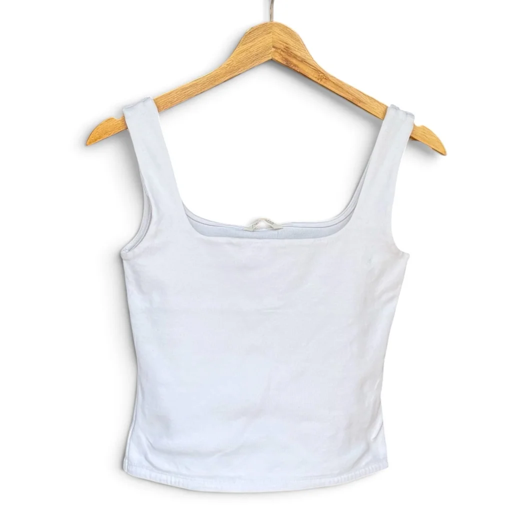 Blusita Blanca Escote Cuadrado Cropped