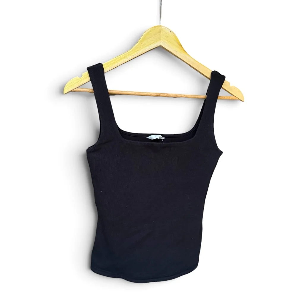 Blusita Negra Escote Cuadrado Cropped