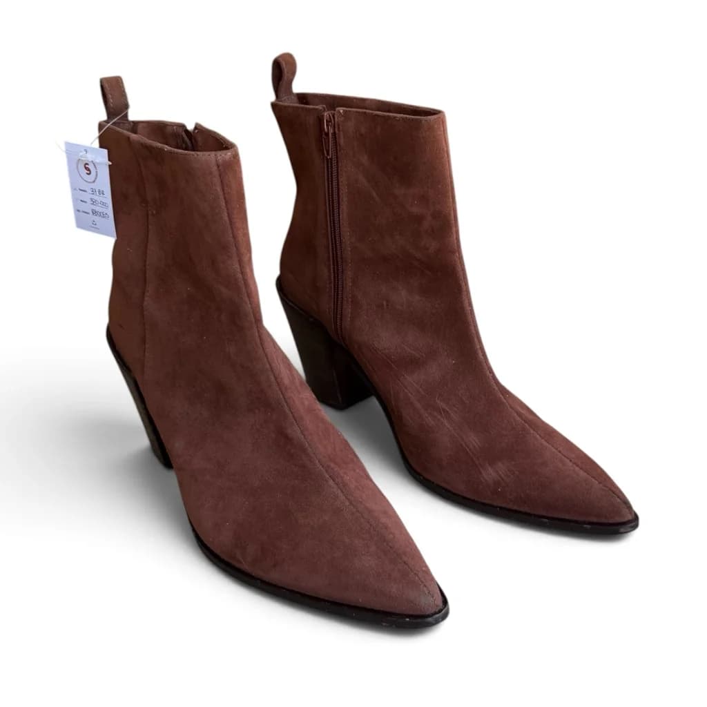 Bota Marron Gamuza Caño Medio