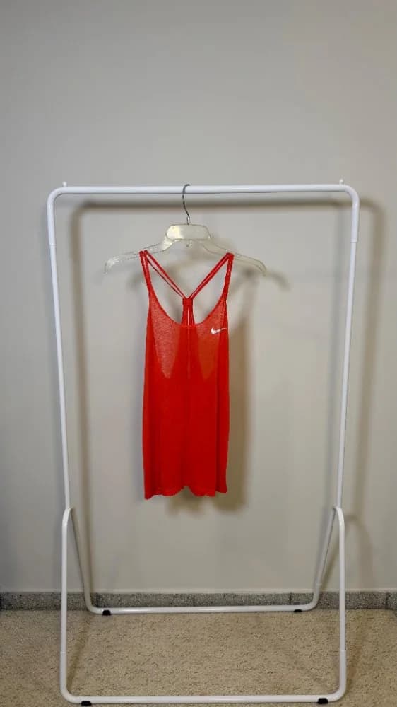 Camisilla Roja Espalda Abierta
